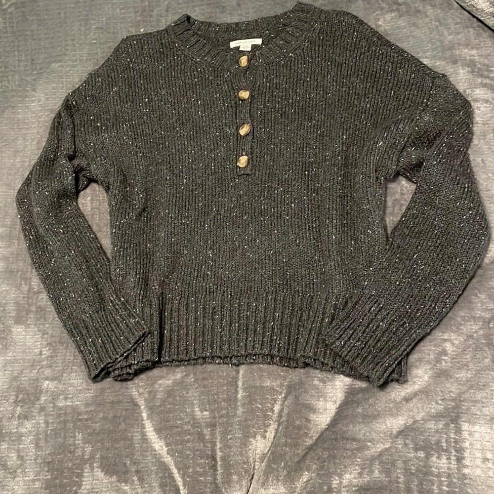 American Eagle sweater